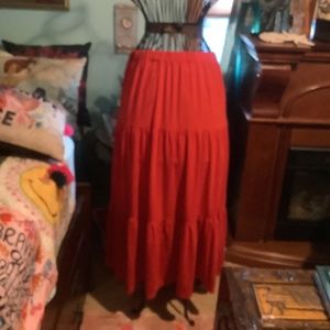 LuLaRoe NWOT, Poppy tiered skirt size M, Red